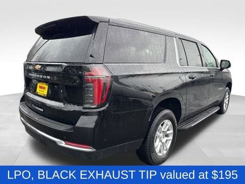 Used 2025 Chevrolet Suburban LS image 7