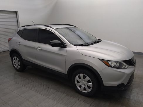 Used 2019 Nissan Rogue Sport SV FWD image 11