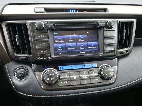 Used 2014 Toyota RAV4 Limited AWD/4WD image 17