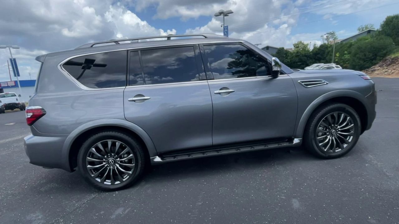 Used 2023 Nissan Armada Platinum w/ Captain's Chairs Package RWD image 9