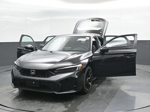 Used 2025 Honda Civic Sport image 45