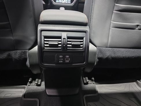 Used 2025 Subaru Forester Sport AWD/4WD image 12