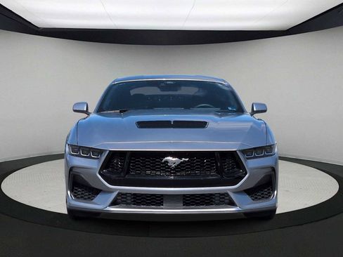 Used 2024 Ford Mustang GT RWD image 3