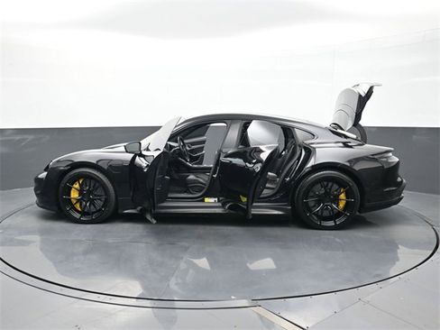 Certified 2020 Porsche Taycan Turbo S image 32