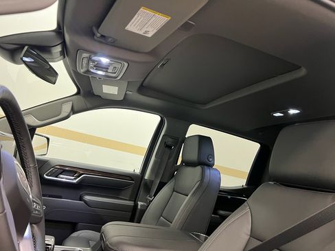 New 2026 GMC Sierra 1500 Elevation w/ Elevation Premium Package image 7