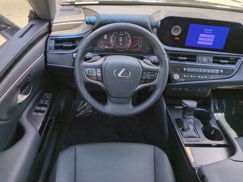 Used 2025 Lexus ES 350 w/ Premium Package image 14