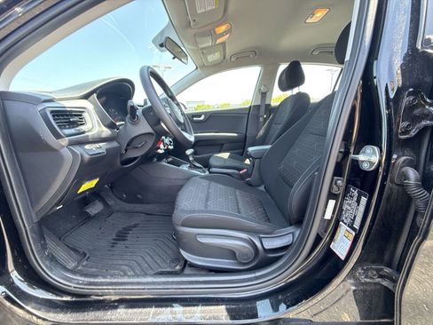 Used 2023 Kia Rio S FWD image 11