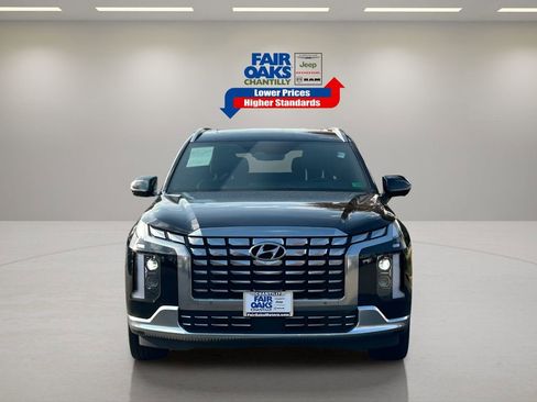Used 2023 Hyundai Palisade Calligraphy image 5