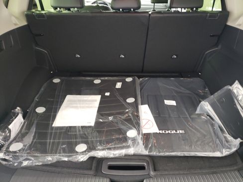 New 2026 Nissan Rogue Platinum image 13