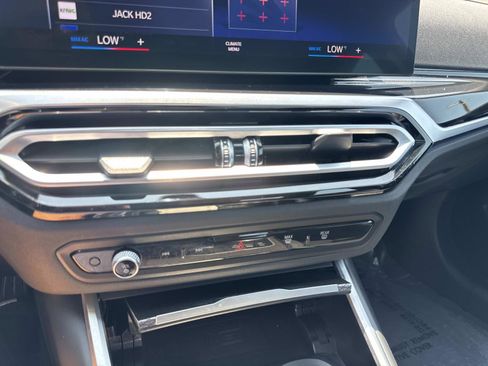 Used 2024 BMW 230i Coupe w/ M Sport Package RWD image 19