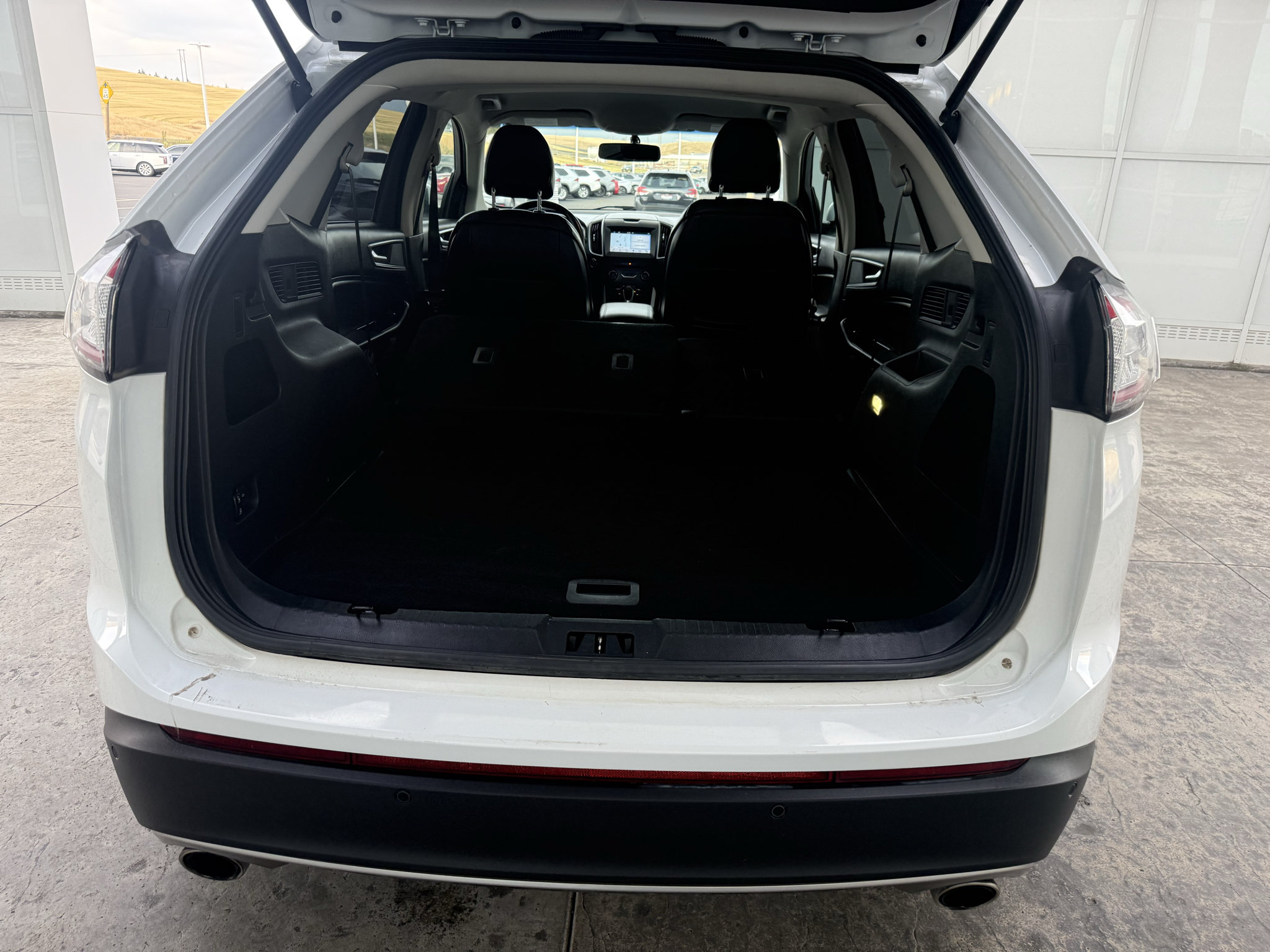 Used 2016 Ford Edge SEL w/ Equipment Group 201A AWD/4WD image 11