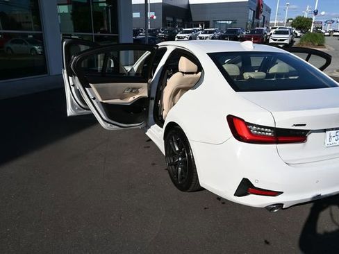 Used 2019 BMW 330i xDrive Sedan w/ Convenience Package AWD/4WD image 34
