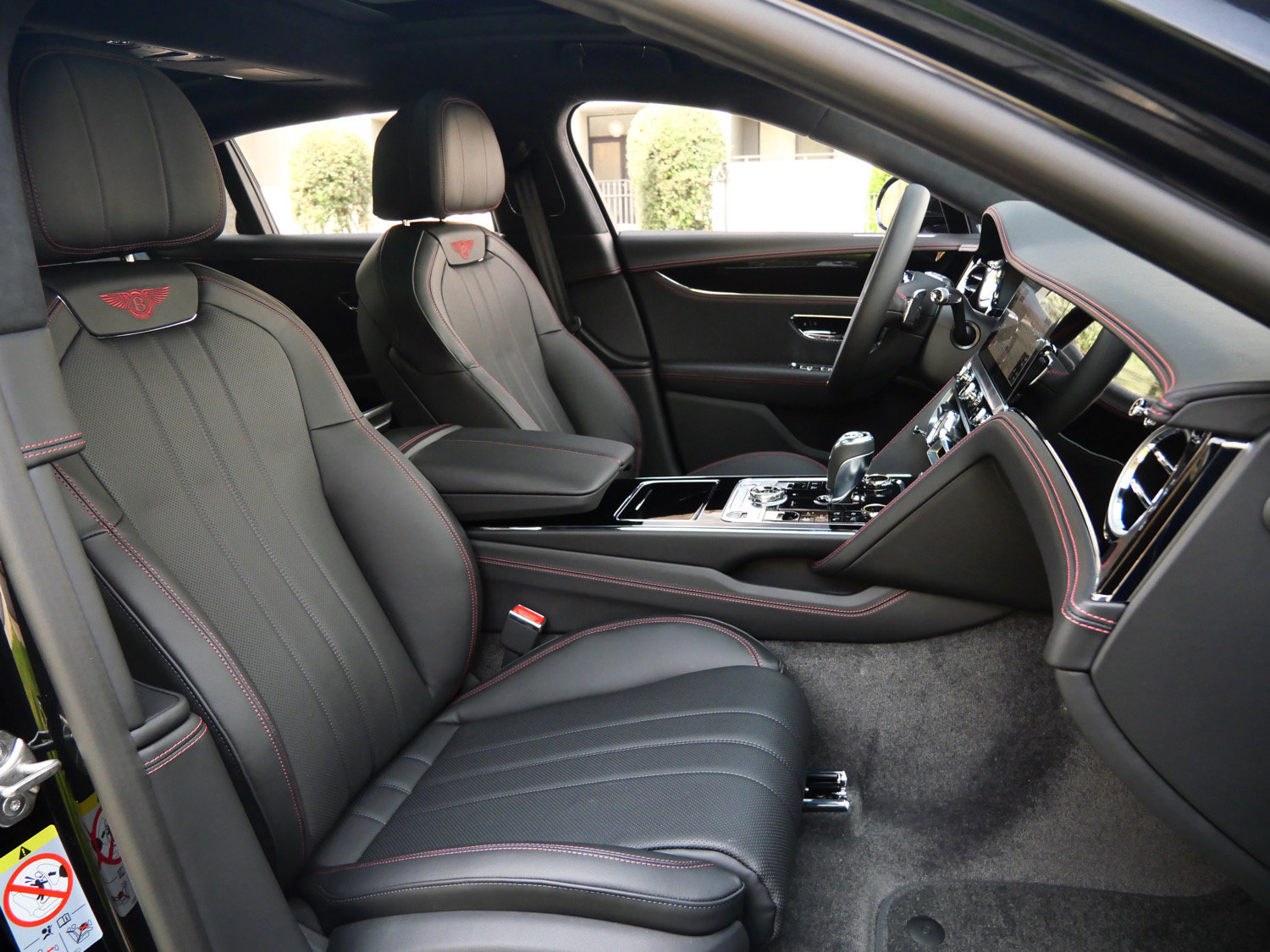 New 2026 Bentley Flying Spur V8 AWD/4WD image 25