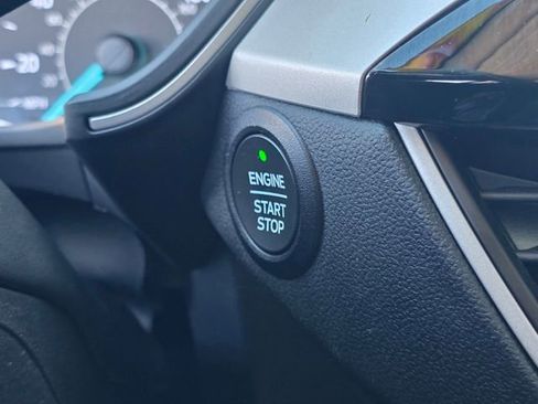 Used 2022 Ford Escape SE w/ Convenience Package image 24