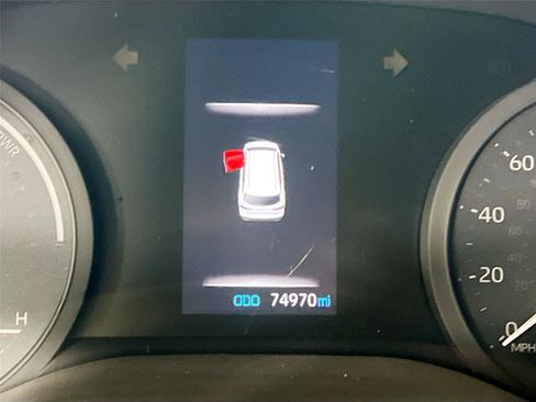 Used 2022 Toyota Sienna LE image 11