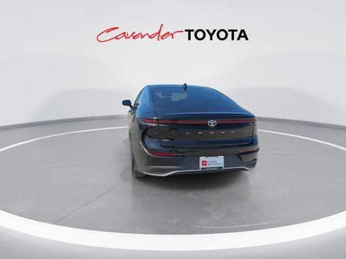 Certified 2023 Toyota Crown XLE image 7