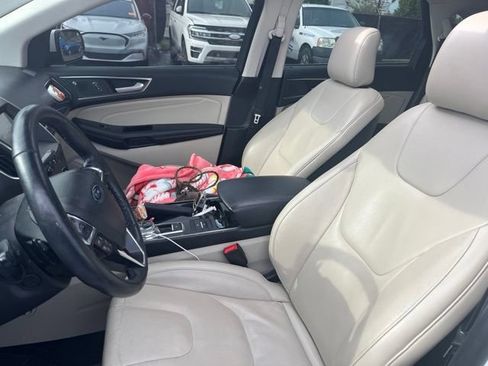 Used 2020 Ford Edge Titanium w/ Class II Trailer Tow Package AWD/4WD image 11