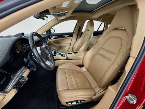 Certified 2019 Porsche Panamera 4 AWD/4WD image 5