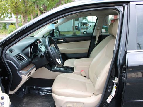 Used 2016 Subaru Outback 2.5i Limited AWD/4WD image 7