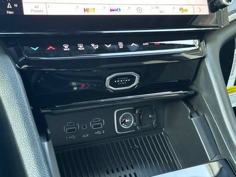 New 2026 Jeep Grand Cherokee Altitude RWD image 19