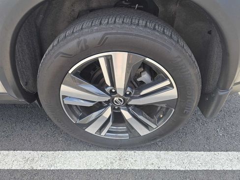Used 2021 Nissan Rogue Platinum AWD/4WD image 23
