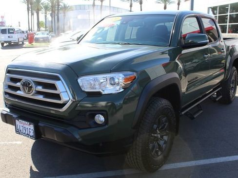 Certified 2021 Toyota Tacoma SR5 w/ Technology Package RWD image 4