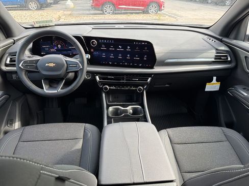 New 2026 Chevrolet Traverse LT FWD image 19