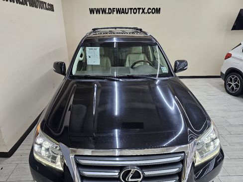 Used 2017 Lexus GX 460 image 4