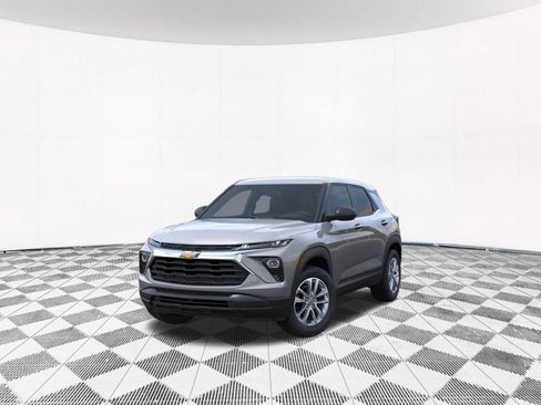 New 2026 Chevrolet TrailBlazer LS w/ LS Convenience Package FWD image 2