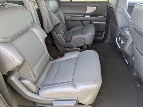 New 2026 Ford Expedition Max Active image 21