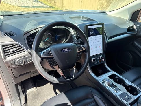 Certified 2024 Ford Edge SEL AWD/4WD image 15