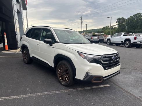 New 2026 Subaru Forester Touring AWD/4WD image 4