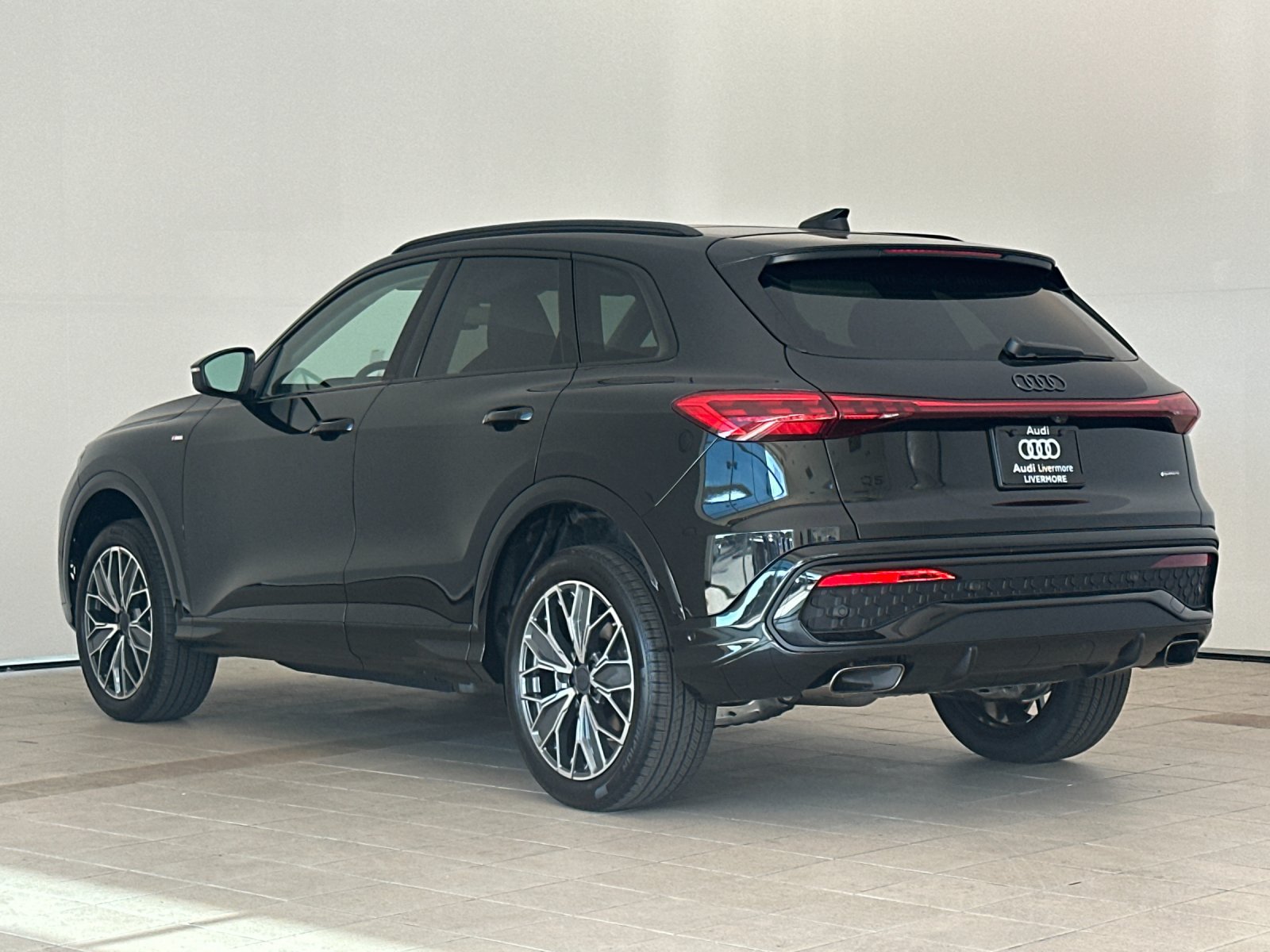 New 2026 Audi Q5 Premium Plus AWD/4WD image 4