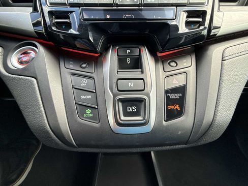 Used 2023 Honda Odyssey Sport image 17
