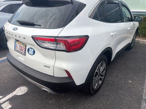 Certified 2022 Ford Escape SEL w/ Technology Package image 15