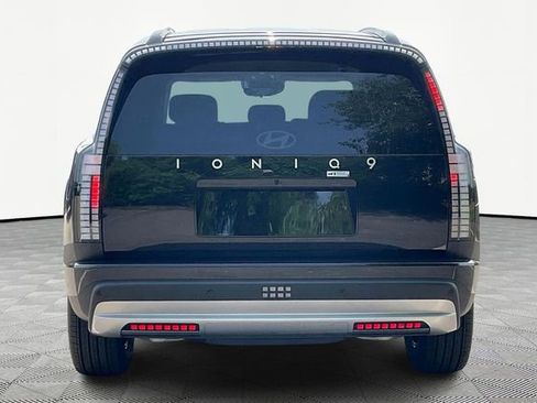 New 2026 Hyundai Ioniq 9 S image 4
