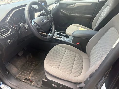 Used 2021 Ford Escape SE w/ Convenience Package AWD/4WD image 9