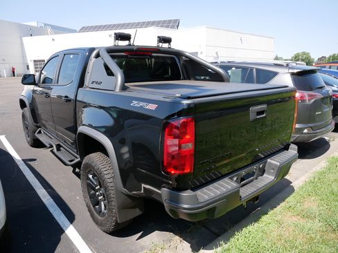 Used 2022 Chevrolet Colorado ZR2 w/ ZR2 Midnight Special Edition AWD/4WD image 7