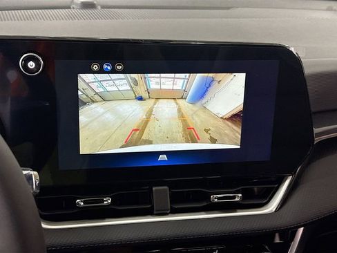 New 2026 Chevrolet Equinox LT w/ Convenience Package II image 15