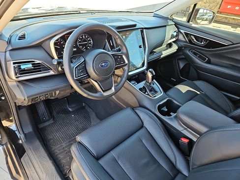 Used 2025 Subaru Outback Touring image 13