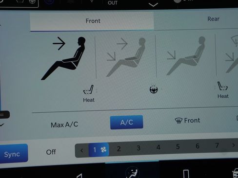 Used 2025 Chrysler Pacifica Select FWD image 30