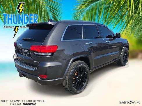 Used 2017 Jeep Grand Cherokee Limited w/ Trailer Tow Group IV image 4