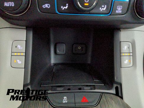 Used 2017 GMC Acadia SLT FWD image 23