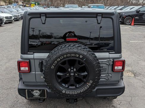 Used 2020 Jeep Wrangler Unlimited Sport image 8