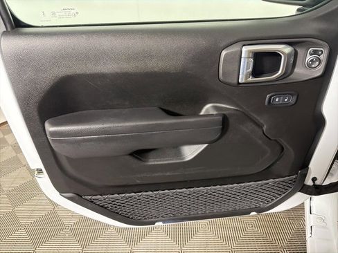 Certified 2023 Jeep Wrangler Sport S image 9