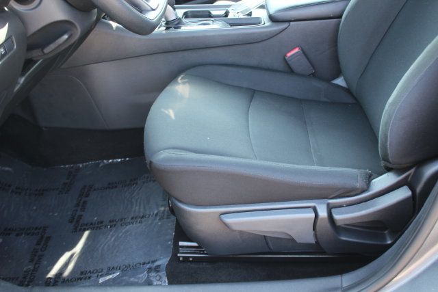 Used 2025 Nissan Sentra S FWD image 19