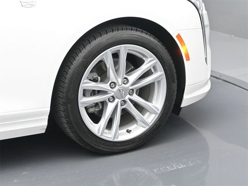 Used 2023 Cadillac CT4 Luxury image 6