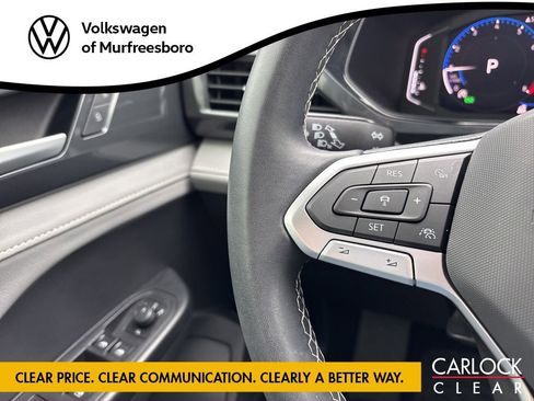 Certified 2022 Volkswagen Taos SEL image 19