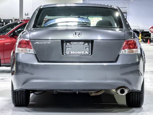 Used 2010 Honda Accord LX-P image 9