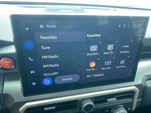 Used 2025 Toyota Tacoma TRD Sport w/ TRD Sport Premium Package image 16